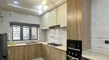 4Bedroom Semi Detached Duplex With a Bq  : Chevron