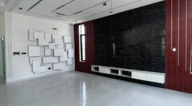 Luxury 3 Bedroom Apartment &amp; 4 Bedroom Maisonette with Elevator, Swimming Pool, Gym &amp; BQ located in a serene neighborhood.