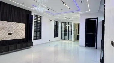 5 BEDROOM DETACHED DUPLEX WITH A POOL &amp; BQ FOR SALE