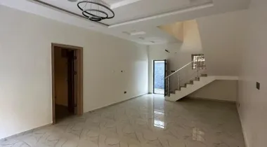 2Bedroom Terrace Duplex With a Bq  Location: Orchid