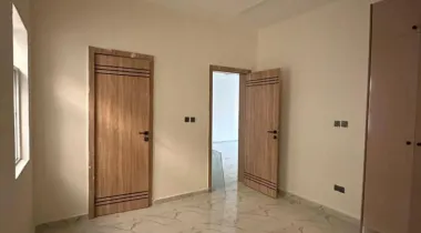 2Bedroom Terrace Duplex With a Bq  Location: Orchid