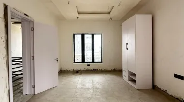 4 bedroom terrace with bq, swimming pool, children playground, Gymn house.