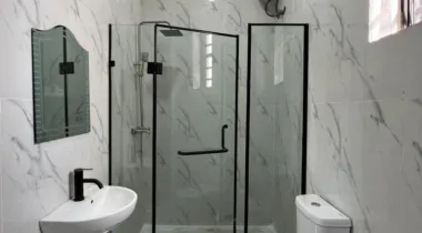 TO LET – LUXURY 4 BEDROOM SEMI-DETACHED DUPLEX WITH BQ