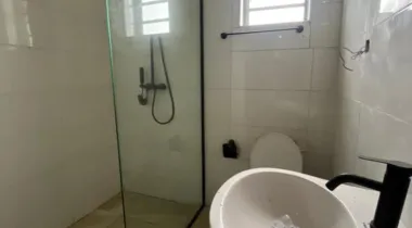 4 Bedroom terrace duplex  Location: VGC