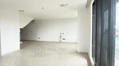 5-BEDROOM FULLY DETACHED LUXURY DUPLEX