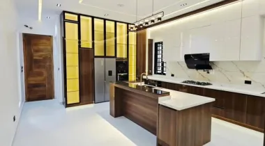 5-BEDROOM FULLY DETACHED LUXURY DUPLEX