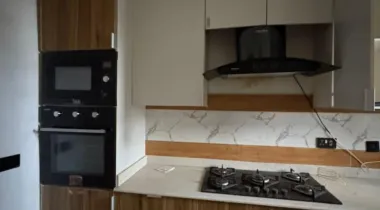 flatMini  available for rent with fully fitted  kitchen