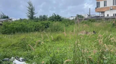 Land available for long lease 