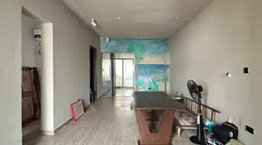 Fully Serviced Single room in a 2 bedroom apartment.