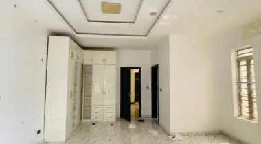 4 bedroom semi detached duplex