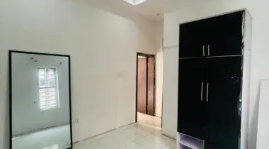 Spacious Mini Flat available for rent