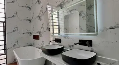 5 Bedroom Fully Detached Duplex