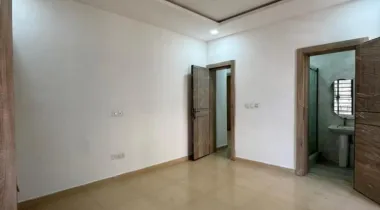 Semi direct.  Brand new 3 bedroom flat, Ologolo lekki. Rent 10m