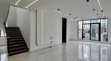 📍CHEVRON LEKKI | 5 BED | N450M Contemporary Designed 5 Bedroom Fully Detached Duplex with Outdoor Lounge for sale‼️‼️