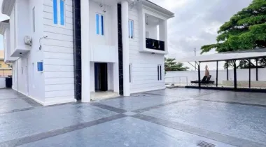5 Bedroom Fully Detached Duplex
