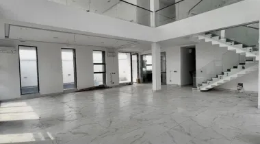 5 Bedroom Fully Detached Duplex