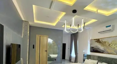 LUXURIOUS 3 BEDROOM DUPLEX