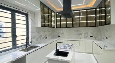 Luxurious 5 Bedroom Fully Detached Duplex with study/gym room, indoor pool, bq, Ante room, parking space for about 4 cars