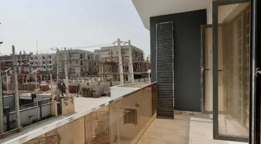 FULLY SERVICED 4 BEDROOM APARTMENT WITH BQ