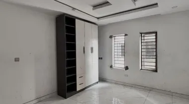 2-BEDROOM APARTMENTS