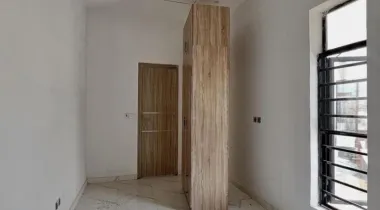 3/4 BEDROOM TERRACE DETACHED DUPLEX WITH BQ FOR SALE