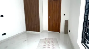 4 BEDROOM SEMI DETACHED DUPLEX WITH BQ