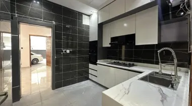 5 Bedroom Fully Detached Duplex