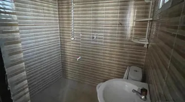 3 BEDROOM SPACIOUS FLAT AT NEW ROAD LEKKI LAGOS