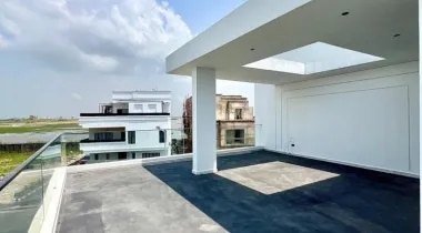 5 Bedroom semi Detached Duplex