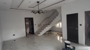 3bedroom duplex with BQ for rent Located inside call to access estate at theranex