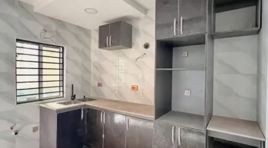 2-BEDROOM APARTMENTS