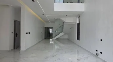 EXQUISITELY FINISHED LUXURY  6 BEDROOM FULLY DETACHED DUPLEX WITH ROOFTOP TERRACE FRONT &amp; BACK, SWIMMING POOL, GYM, CINEMA, PENT FLOOR KITCHENETTE, HOME OFFICE, BOX ROOM AND BQ etc. Siting on 420sqm