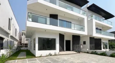 LEKKY COUNTY, LEKKI | N600M Contemporary 5 Bedroom Fully Detached Home with Cinema, Roof Top Terrace , Space for Swimming Pool, Ample Parking space , Bq for sale‼️‼️