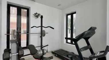 5 Bedroom Fully Detached Duplex