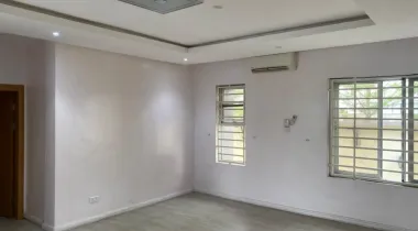 Luxury 4-bedroom semi-detached house with BQ for rent in Pinnock Beach Estate.  Awo