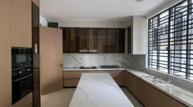 Sales Alert* 5bedroom fully detached with bq