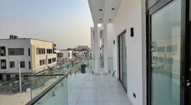 5 BEDROOM FULLY DETACHED HOME WITH BQ &amp; GYM FOR SALE