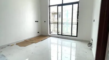 4 BEDROOM SEMI DETACHED DUPLEX WITH BQ