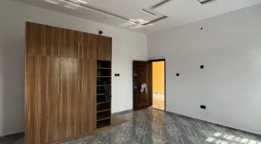 4 semi detached duplex