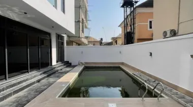 Sales Alert* 5bedroom fully detached with bq