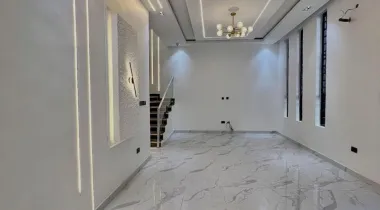 📍CHEVRON LEKKI | 4 BED | N235M 4 BEDROOM SEMI-DETACHED DUPLEX WITH AMPLE PARKING SPACE FOR SALE