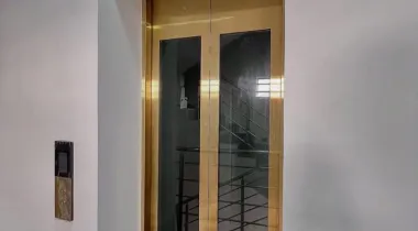 Fully Serviced 2/3 Bedroom Apartment With Elevator at Lekki Phase 1