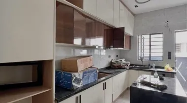 5 Bedroom Fully Detached Duplex