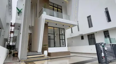 SALES ALERT* EXQUISITELY FINISHED LUXURY 5 BEDROOM FULLY DETACHED DUPLEX WITH , CINEMA, SWIMMING POOL, GYM  AND BQ*