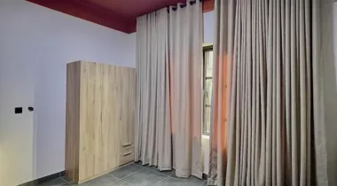 FULLY SERVICED 3 BEDROOM APARTMENT FOR SALE