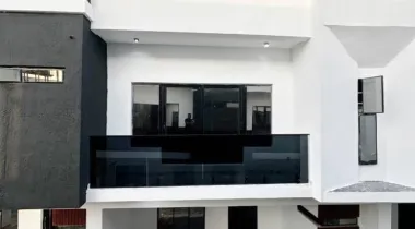 3BEDROOM  TERRACE DUPLEX WITH BQ FOR SALE