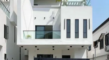 📍IKOTA LEKKI | 5 BED | N420M CONTEMPORARY 5 BEDROOM FULLY DETACHED HOME WITH SWIMMING POOL, SOLAR, INVERTER &amp; BATTERIES, GYM ROOM , CINEMA , ROOF TOP TERRACE FOR SALE