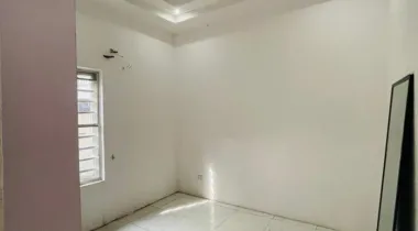 Spacious Mini Flat available for rent
