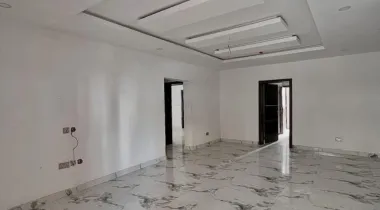 2-BEDROOM APARTMENTS