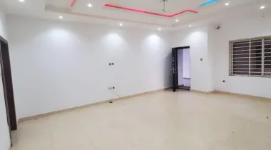 Elegant 2-Bedroom Apartment at  Lekki Scheme 2